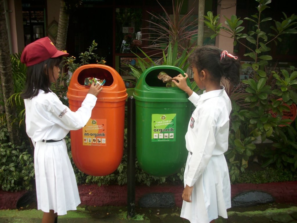 Naskah Teks Pidato Singkat Bahasa Sunda tentang kebersihan
