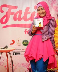 Biografi Fatin shidqia Lubis Bahasa Sunda